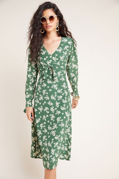 Kachel Saiorse Floral Midi Dress Green Motif / vintage look fashion