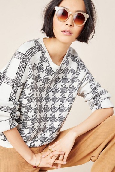 ANTHROPOLOGIE Shaz Plaid Sweatshirt in Black and White / checked sweat top - flipped