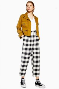 TOPSHOP Black And White Gingham Tapered Trousers / monochrome crop leg pants