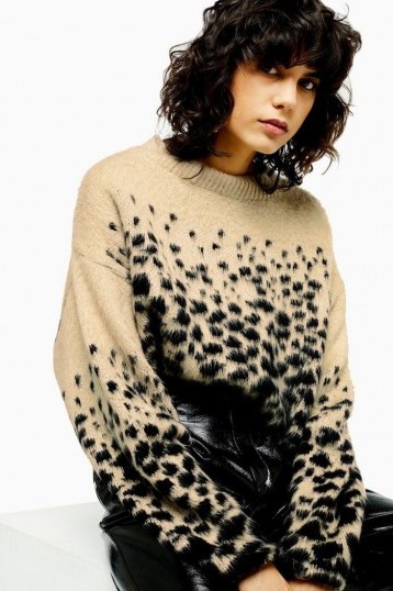 TOPSHOP Knitted Snake Pattern Jumper in Neutral - flipped