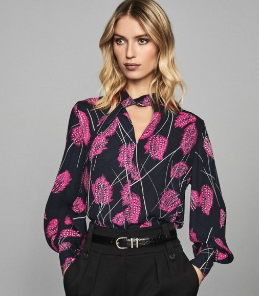 REISS LILY FEATHER PRINTED BLOUSE PINK