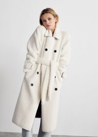 Mango Faux shearling long coat in ecru REF. 53067015-FUZZY-LM | neutral chunky winter coats