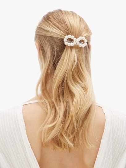 TIMELESS PEARLY Pearl hair clip | feminine hairstyle accessories - flipped