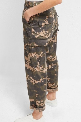 French Connection CARRI CAMO CARGO TROUSERS ~ casual pants