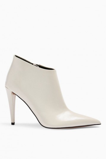TOPSHOP HARLOW White Point Boots / point toe booties