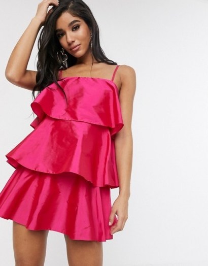 Style Cheat tiered ruffle swing dress in fuschia | brightly coloured strappy dresses | evening glamour | hot pink fuchsia - flipped
