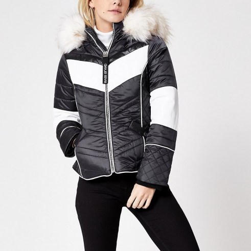 RIVER ISLAND Petite navy colour blocked padded jacket – blue faux fur trimmed winter jackets - flipped