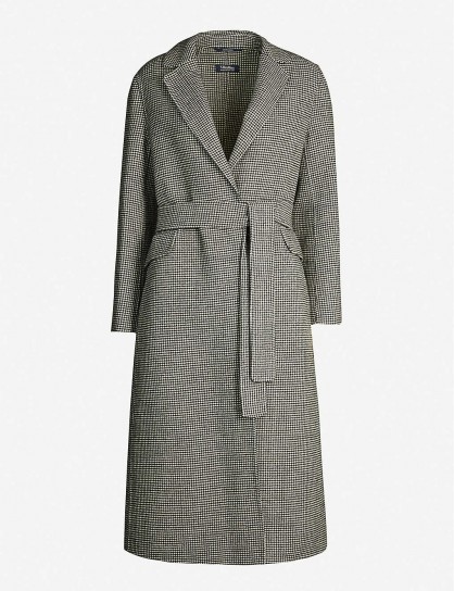 S MAX MARA Scout checked wool coat in black / classic belted coats