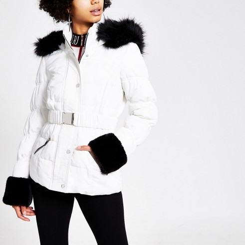 RIVER ISLAND White quilted faux fur hood fitted jacket / luxe style winter jackets