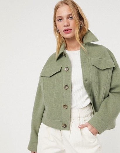 & Other Stories cropped pocket-detail jacket in pistachio green - flipped