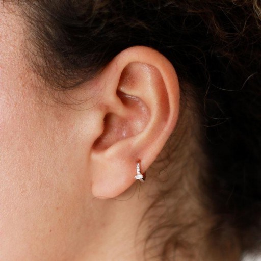 Astrid & Miyu Baguette Gem Clicker in Rose Gold / petite hoops / single piece earrings - flipped