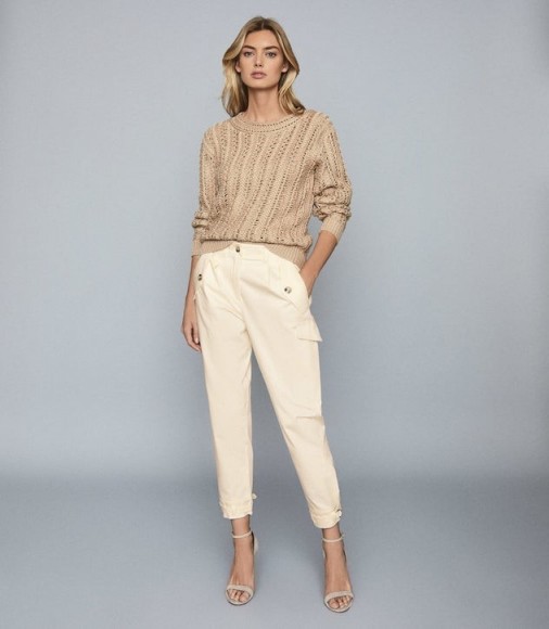 REISS BLEEKER TAPERED CARGO TROUSERS CREAM ~ stylish casual look
