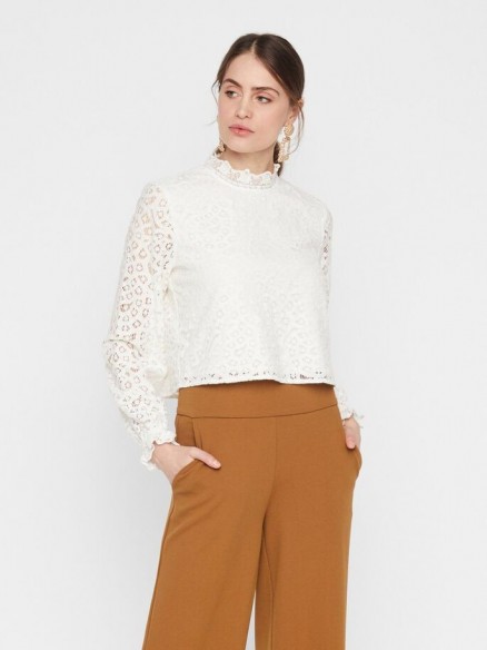 YAS CROPPED LACE BLOUSE White / Star White – high neck ruffle-trim blouses