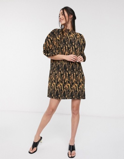 Ghospell mini dress with puff sleeves in abstract animal print plisse brown multi