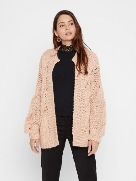 YAS HAND-MADE CABLE-KNIT CARDIGAN Pastel / Rose Dust - flipped