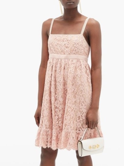 GUCCI Logo-waist floral-lace babydoll dress in dusty pink - flipped