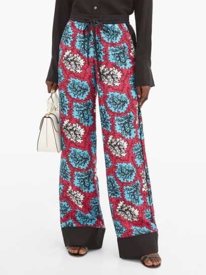 MARY KATRANTZOU Macaw drawstring-waist silk-twill trousers in pink and blue - flipped