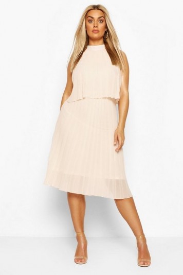 Boohoo Plus Occasion Pleated Midi Dress Blush – curvy size celebration wear