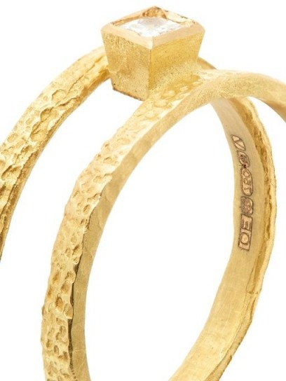 ORIT ELHANATI Roxy Graphic diamond & 18kt gold ring ~ hammered contemporary jewellery - flipped
