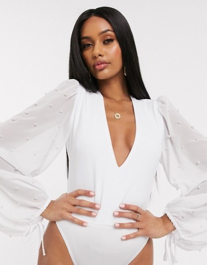 Saint Genies plunge front body with pearl sleeve detail in white – balloon sleeved bodysuits