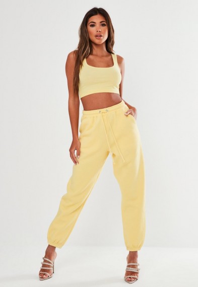 MISSGUIDED yellow oversized 90’s joggers