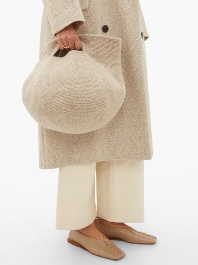 LAUREN MANOOGIAN Bowl wool bag in beige - flipped