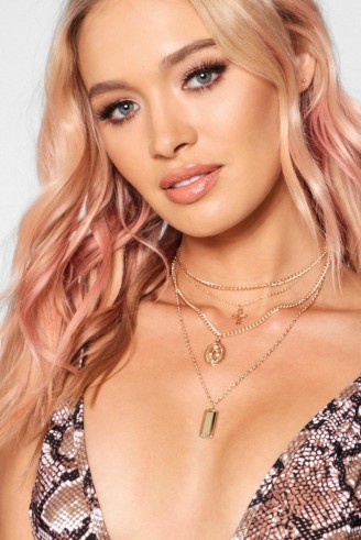 70s Fashion – Chain Sovereign and Bar Layered Necklace – boohoo