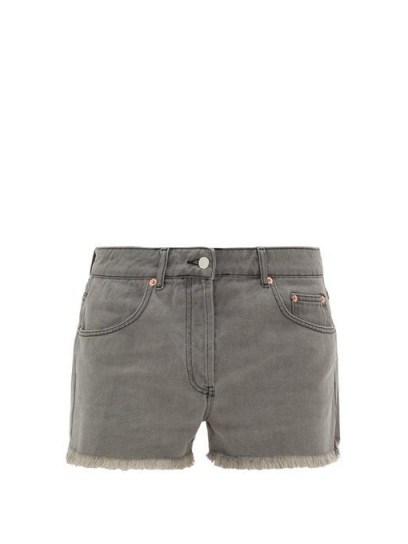 RAEY Frayed-hem denim shorts / mens grey summer shorts - flipped
