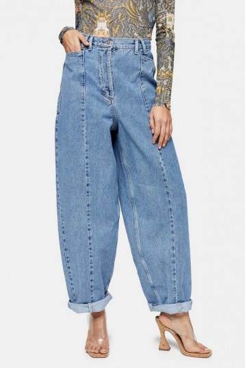 Oversized jeans - flipped