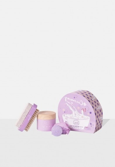 MISSGUIDED le mini macaron cocooning time 3 in 1 spa pedicure set - flipped