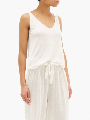ABOUT Poema V-neck linen-blend pyjama top in ivory - flipped
