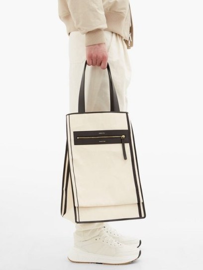 LUTZ MORRIS Saylor leather-trimmed white canvas tote bag / men’s recycled cotton canvas bags - flipped