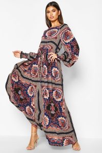 70s Style – Shirred Waist Scarf Print Maxi Dress – boohoo