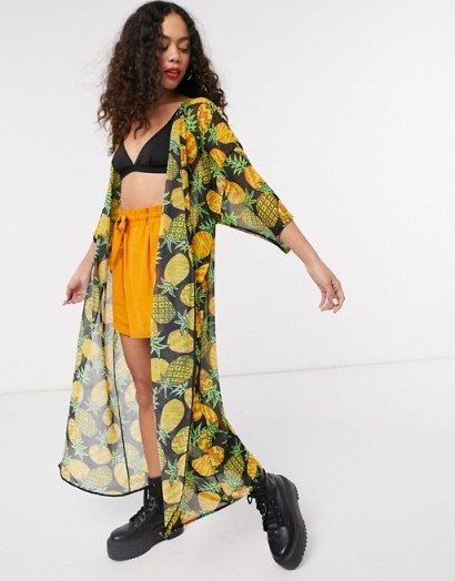 Tara Khorzad oversized kimono in pineapple print black/yellow - flipped