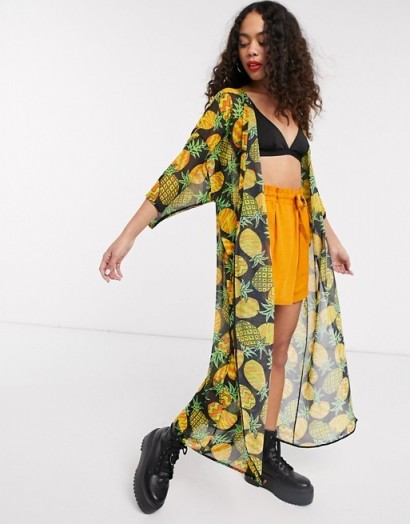 Tara Khorzad oversized kimono in pineapple print black/yellow