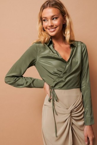 NA-KD Tie Detail Cropped Shirt Green - flipped
