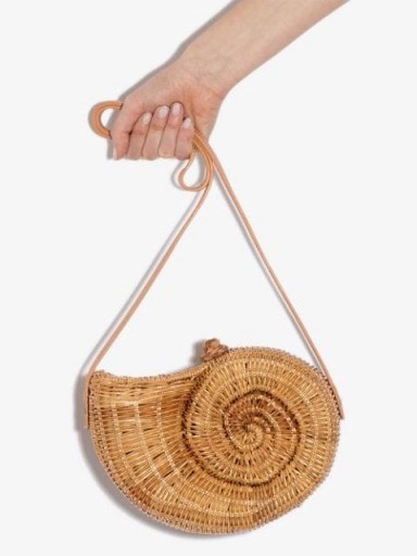 ARANAZ raffia snail shell shoulder bag - flipped
