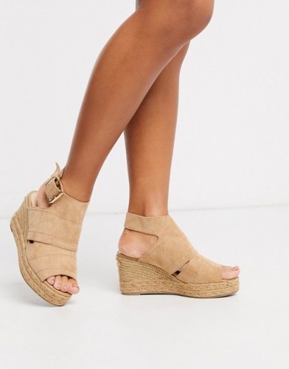 River Island Wide Fit cut out wedge heeled sandal in beige - flipped