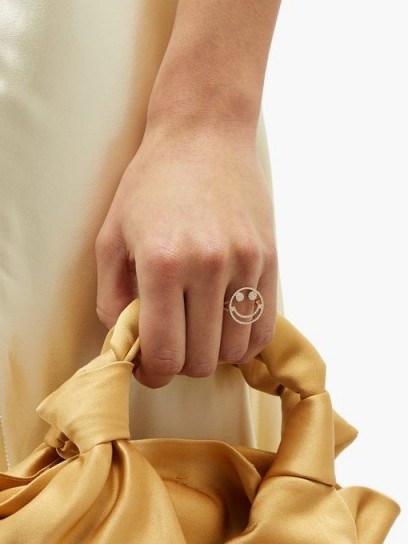 ROSA DE LA CRUZ Smile diamond & 18kt rose-gold ring – smiley face rings - flipped