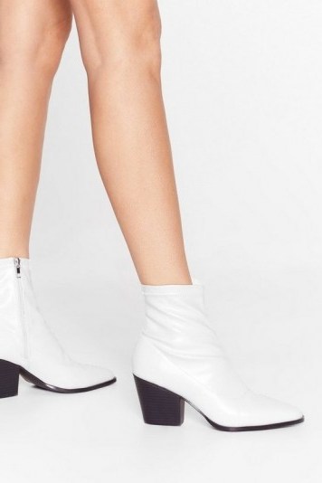 NASTY GAL Step On Up Western Ankle Boots White - flipped