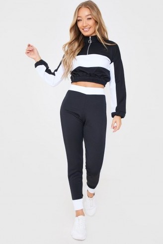IN THE STYLE BLACK PANELED SWEATER AND JOGGERS LOUNGE SET – mono loungewear - flipped