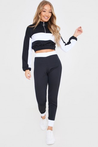 IN THE STYLE BLACK PANELED SWEATER AND JOGGERS LOUNGE SET – mono loungewear