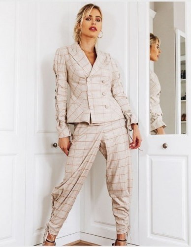 FOREVER UNIQUE Classic Check Suit With Sleeve Detail - flipped