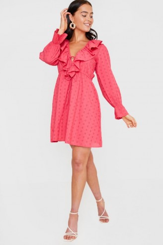 IN THE STYLE DEEP PINK BRODERIE FRILL PLUNGE SKATER DRESS