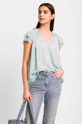 French Connection ENDRA CRINKLE FRILL V NECK TOP GLASS MINT MULTI - flipped