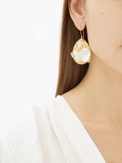 AURÉLIE BIDERMANN Françoise gold-plated mother-of-pearl earrings