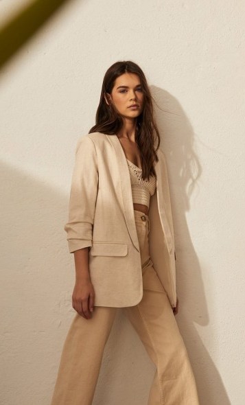 STRADIVARIUS Linen blazer with gathered sleeves vanilla – neutral summer jacket - flipped