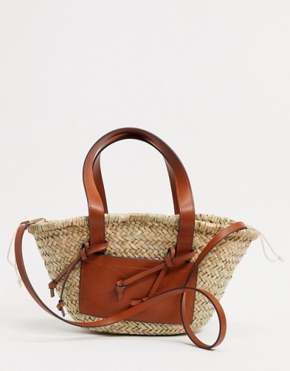 Mango straw bag with front panel in tan – neutral summer bags