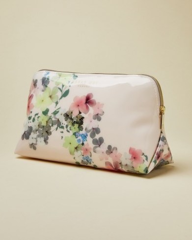 TED BAKER TOSHIKO Pergola wash bag in baby pink / toiletry bags - flipped