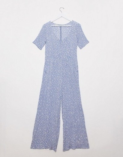 Pimkie floral jumpsuit in light blue / floaty summer jumpsuits - flipped